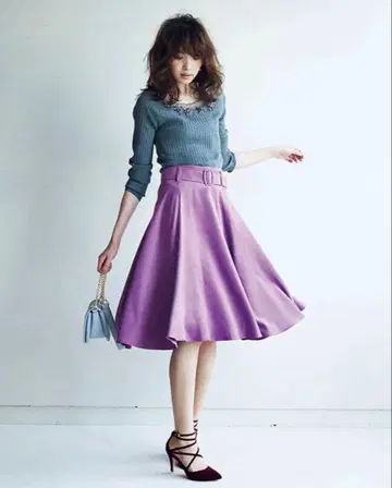 [ 새상품 미착용 ] Apuweiser-riche 스웨이드 플레어 스커트