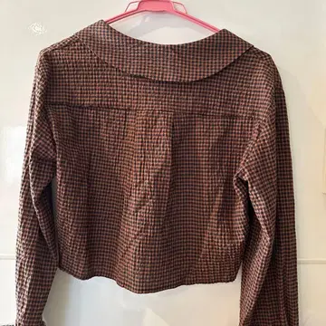 ZARA 체크 무늬 크롭 기장 긴팔 셔츠