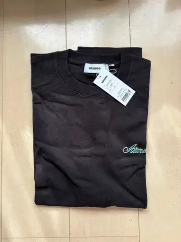 atmos 블랙 T셔츠 백프린트