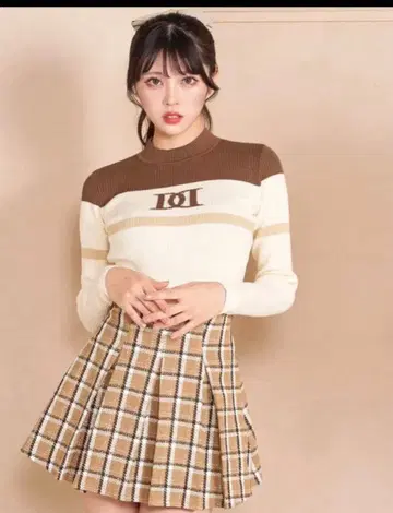 다리치 컬러 라인 DD 리브 니트탑