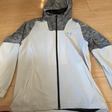 언더아머 라인드 우븐 자켓 1375524