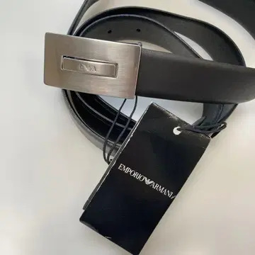 EMPORIO ARMANI 블랙 가죽 벨트