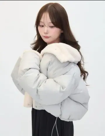 TITTY&CO. 티티앤코 숏 다운 자켓