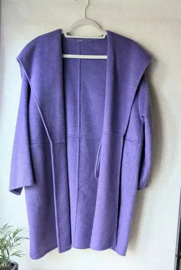 미라 오웬의 코트