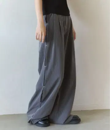 heak 스트라이프 와이드 팬츠 그레이