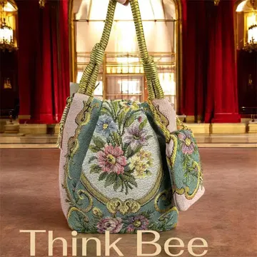 Think Bee 오페라 하우스 핸드백 소품함