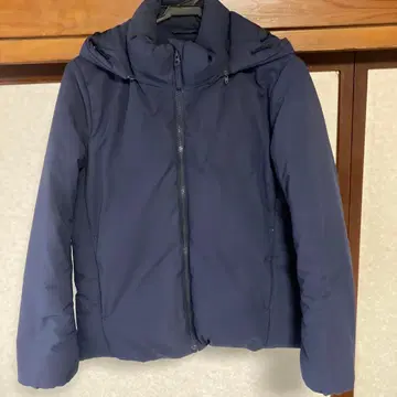 네이비 다운 자켓 후드 부착