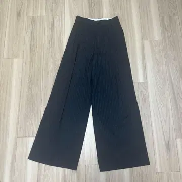 ZARA 네이비 스트라이프 와이드 팬츠 XS