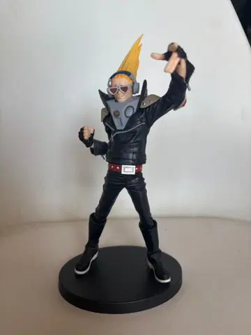 히로아카 피규어 프레젠트 마이크