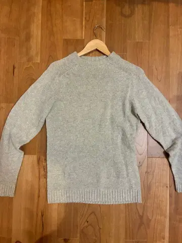 [배송비 포함] MHL 긴팔 스웨터