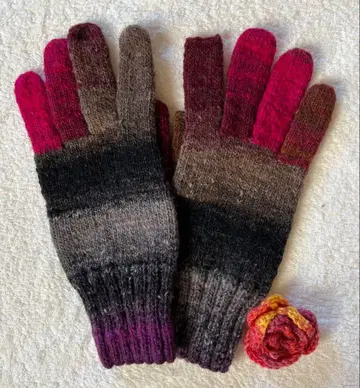 장갑 손뜨개질 노로 에이사쿠 크레용 삭얀