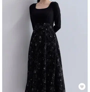 overE 플라워 도킹 원피스 25AW: 블랙 90 사이즈