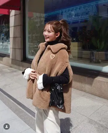 [ 새상품급 ] hyeon 테드 케이프 코트 tedcape