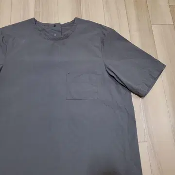 ITTY-BITTY 직물 무지 디자인 티셔츠 일본제