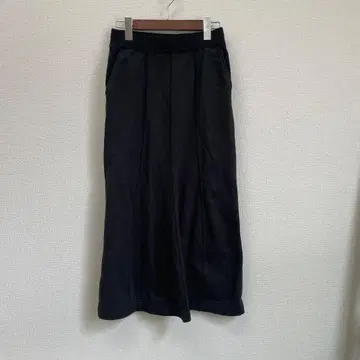 [ wacoal ] 맨투맨 스커트