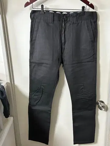 Dickies 블랙 치노 팬츠