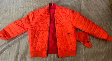 Tommy Hilfiger 리버서블 다운 자켓, 정가 3만 엔