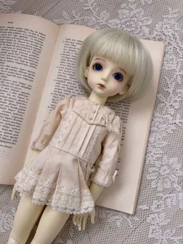 커스텀하우스*Petite Ai*우리에르?