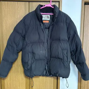 THE NORTH FACE 블랙 다운 자켓