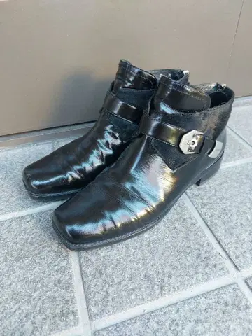 Stuart Weizman 가죽 숏부츠 (사이즈 8)