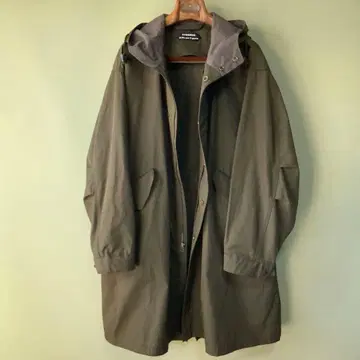 새상품급 AUBERGE 오베르쥬 M 51 모즈 코트 44 올리브