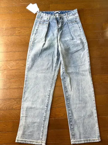 미사용 새상품 CLASSICAL ELF 하이웨스트 데님 M 사이즈