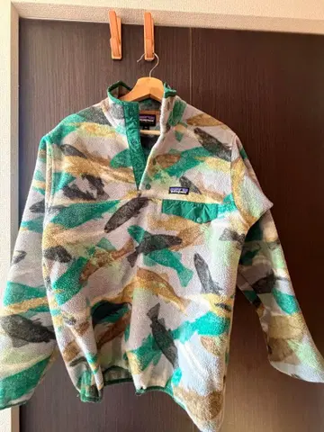 신틸라 스냅 t 물고기 패턴 파타고니아 빈티지