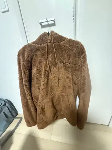 RVCA 브라운 플리스 후드티