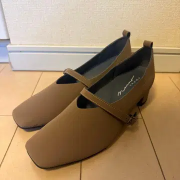 newmo 뉴모 펌프스 미사용