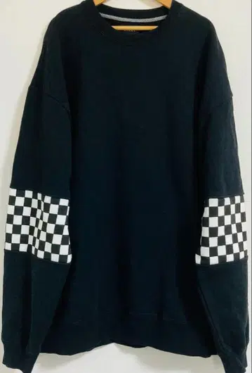 Beams 소매 절개 체크 무늬 패턴 속기모 맨투맨 블랙