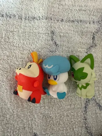 포켓몬 소프트 비닐 피규어 3체 세트 (뜨아거, 꾸왁스, 냐오하)