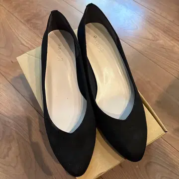 grove 블랙 플랫 펌프스