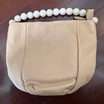 ear PAPILLONNER 베이지 비즈 핸들 숄더백