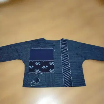 빈티지 원단 리메이크 서생 무늬, 유키코 무늬 상의 풀오버 티