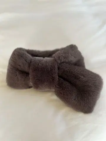 theoryluxe 새상품 고급 토끼 스톨 그레이