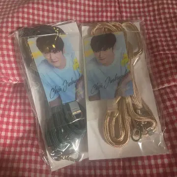 최진혁 폰 탭 스마트폰 숄더 스트랩