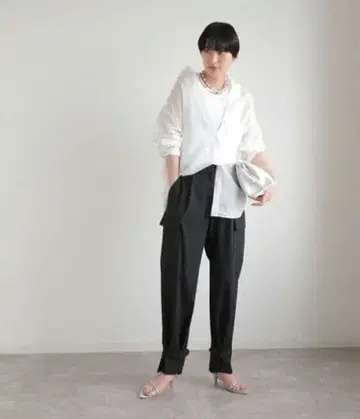 밑단 탭 카고 팬츠