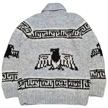 새상품급 L 사이즈 KANATA 코위찬 니트 스웨터 독수리 새 패턴