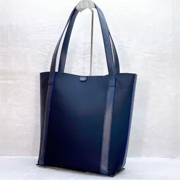 새상품급 펠레 몰비다 비즈니스 토트백 테라 마리나 발수 가공 로고