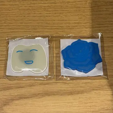 Ado 요다카 가챠 축광 마그넷 2종 세트 장미 하쨩