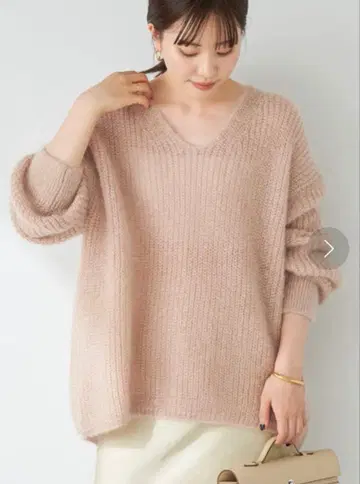 플라주 키드 모헤어 카타아제 V넥 풀오버 니트 플라주