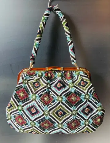 비즈 자수 핸드백