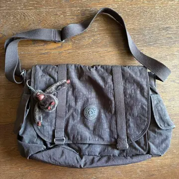 [ 새상품급 ] 키플링 다크 브라운 숄더백