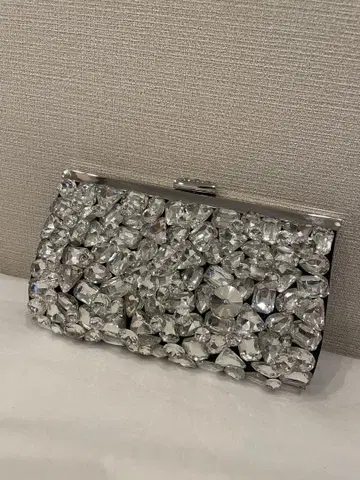 저스길리티 비쥬 클러치백