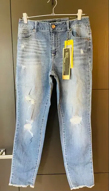 LA 직수입 데미지 가공 여성용 데님 레귤러 실루엣 [ 29 ]