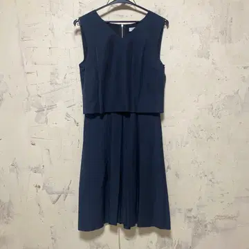 네이비 슬리브리스 V넥 원피스