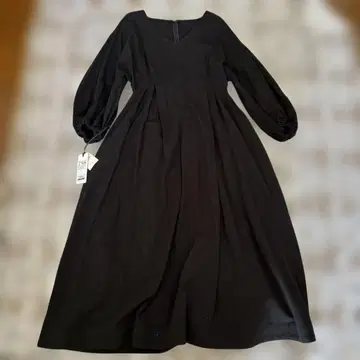 새상품 쉽스 원피스 블랙 택 포함