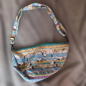스누피 숄더백