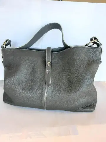 Les sacs Adam 그레이 가죽 숄더백