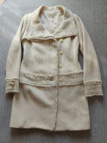 아이보리 프린지 자켓